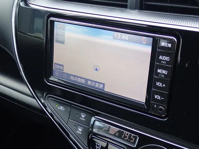 アクア（トヨタ）の車両写真