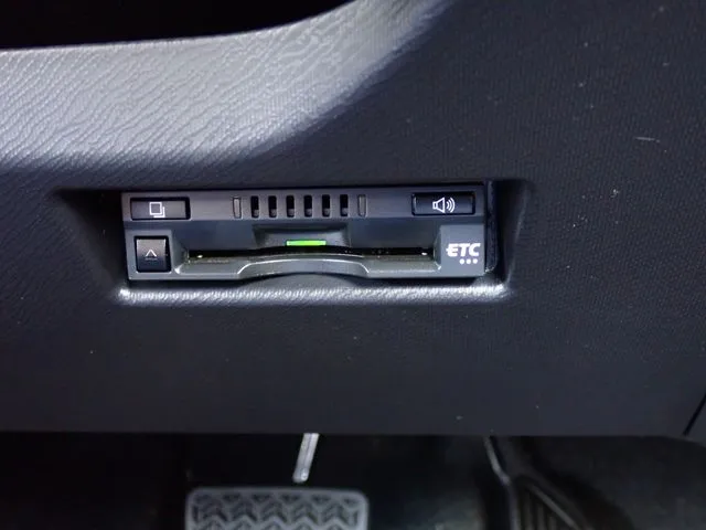 アクア（トヨタ）の車両写真