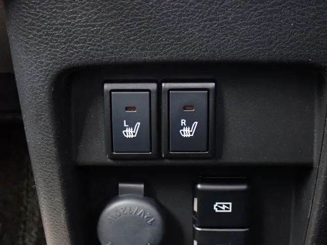 フレアクロスオーバー（マツダ）の車両写真