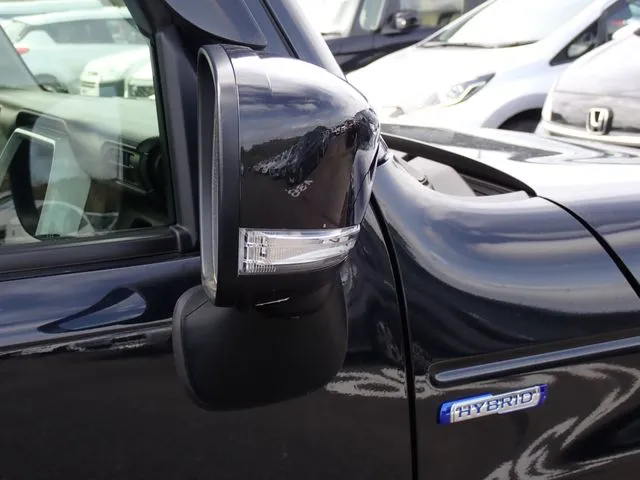 フレアクロスオーバー（マツダ）の車両写真