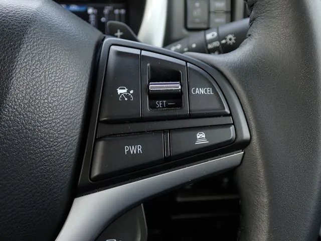 フレアクロスオーバー（マツダ）の車両写真