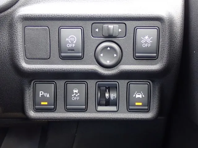 ノート（ニッサン）の車両写真