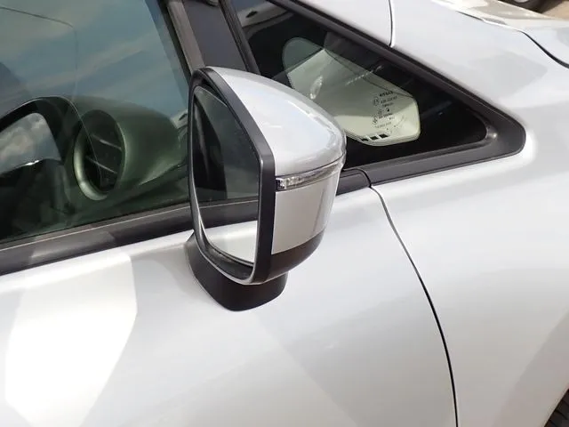 ノート（ニッサン）の車両写真