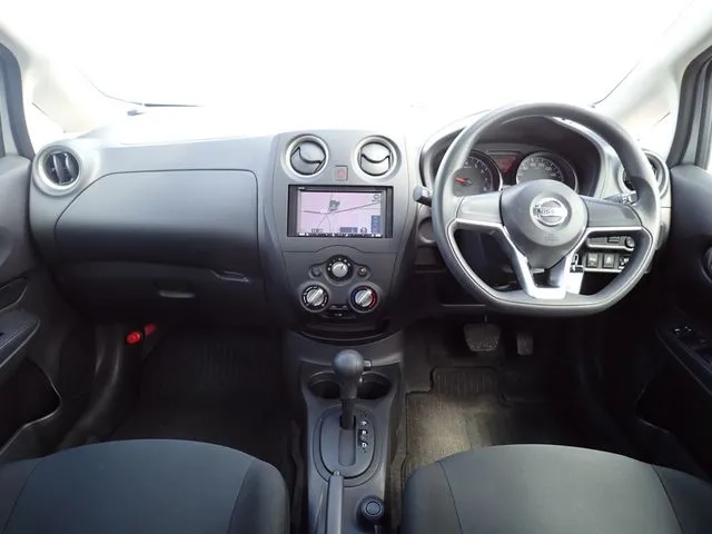 ノート（ニッサン）の車両写真