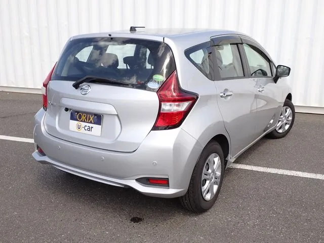 ノート（ニッサン）の車両写真