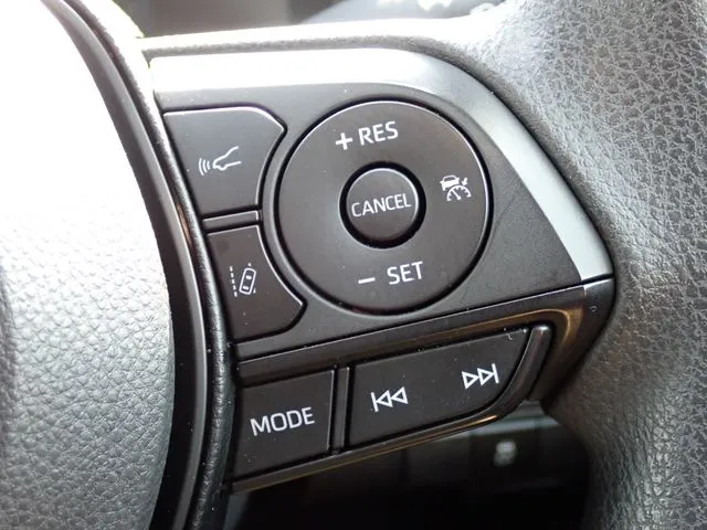 カローラ　ツーリング　ハイブリッド（トヨタ）の車両写真