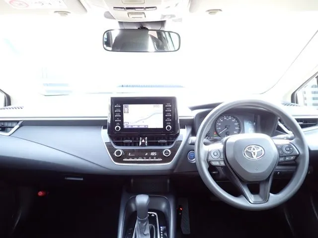 カローラ　ツーリング　ハイブリッド（トヨタ）の車両写真