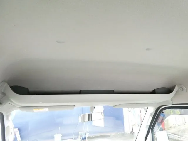 エブリイバン（スズキ）の車両写真