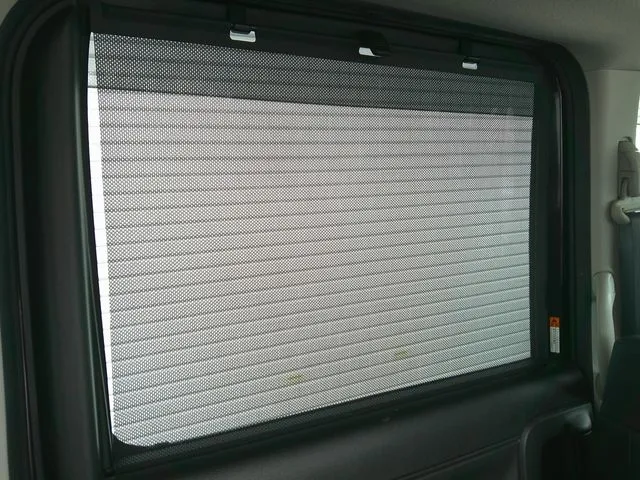 スペーシア　カスタム（スズキ）の車両写真