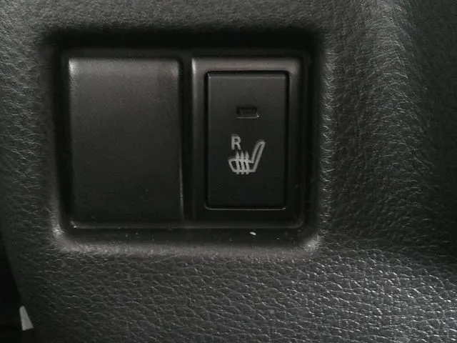 スペーシア　カスタム（スズキ）の車両写真