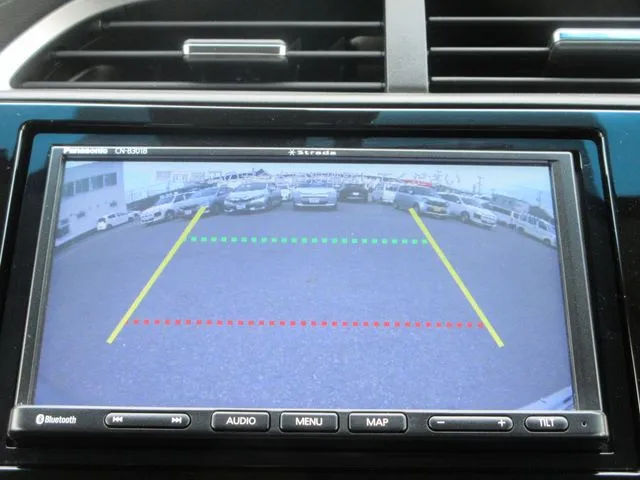 シャトル　ハイブリッド　４ＷＤ（ホンダ）の車両写真