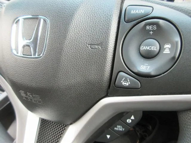 シャトル　ハイブリッド　４ＷＤ（ホンダ）の車両写真