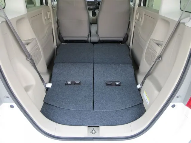 Ｎ　ＢＯＸ（ホンダ）の車両写真