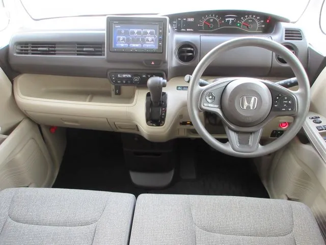 Ｎ　ＢＯＸ（ホンダ）の車両写真