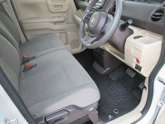 Ｎ　ＢＯＸ（ホンダ）の車両写真