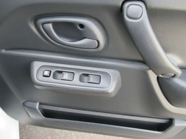 ジムニー　４ＷＤ（スズキ）の車両写真