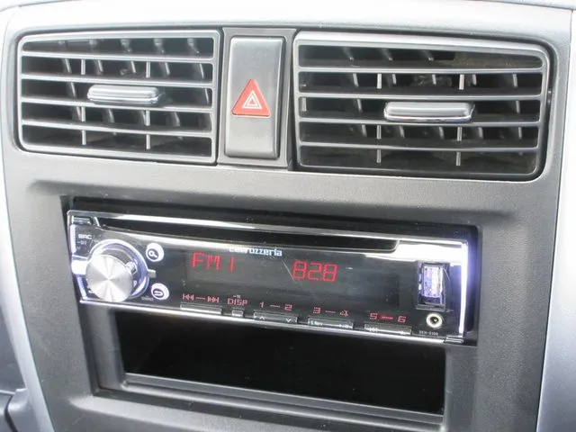 ジムニー　４ＷＤ（スズキ）の車両写真