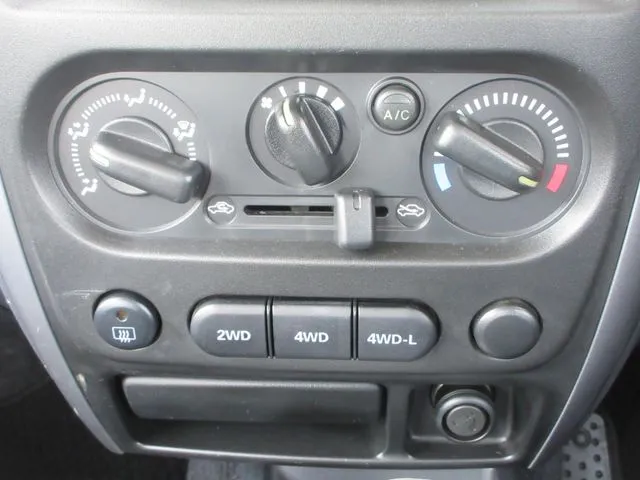 ジムニー　４ＷＤ（スズキ）の車両写真