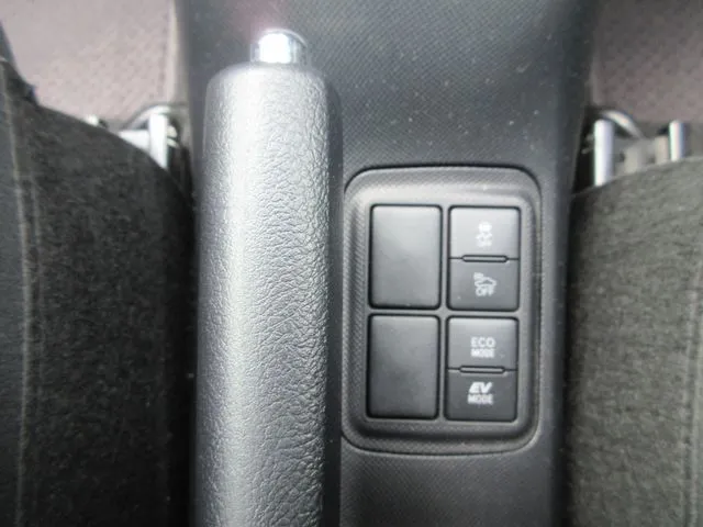 アクア（トヨタ）の車両写真