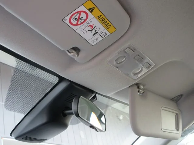 アクア（トヨタ）の車両写真