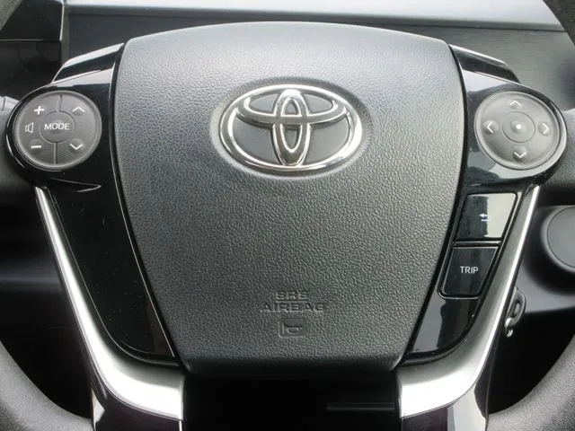 アクア（トヨタ）の車両写真