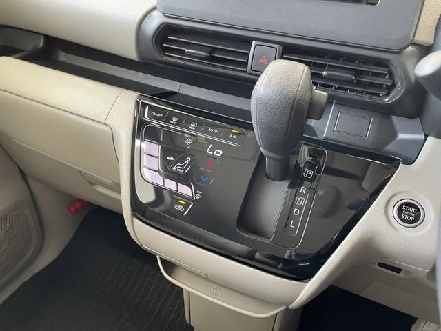 ルークス（ニッサン）の車両写真