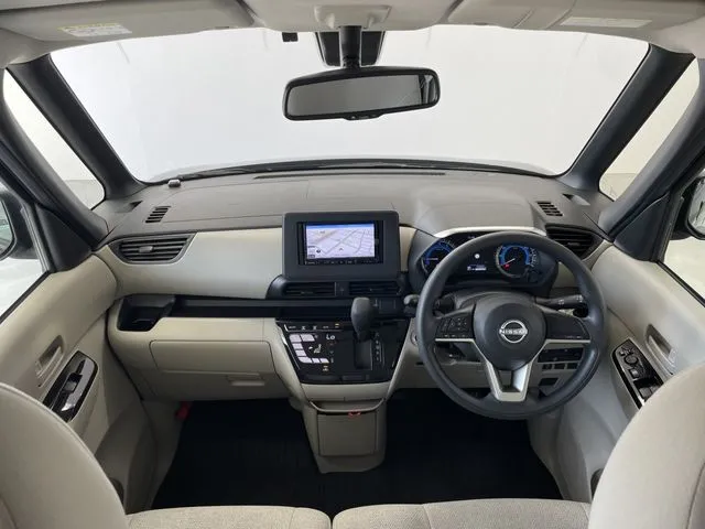 ルークス（ニッサン）の車両写真