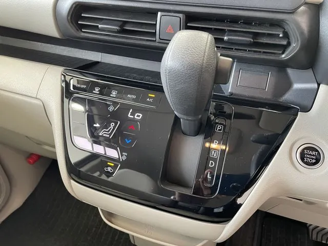 ルークス（ニッサン）の車両写真