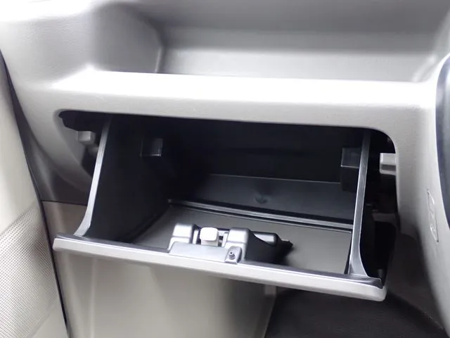 エブリイバン（スズキ）の車両写真