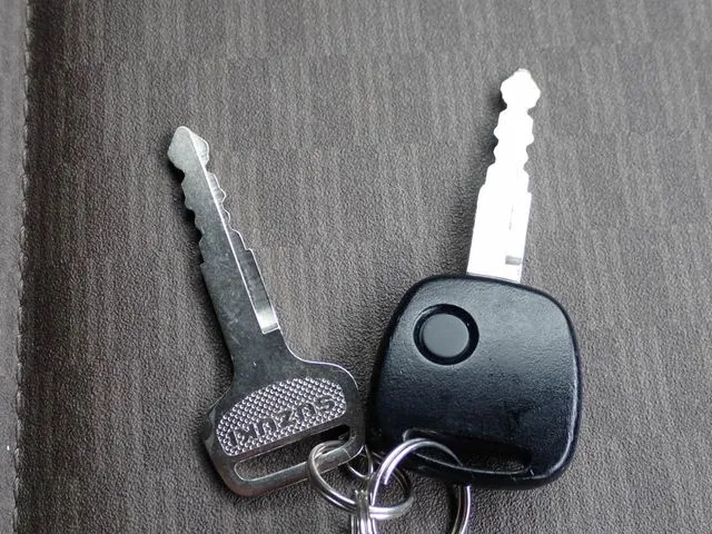 エブリイバン（スズキ）の車両写真