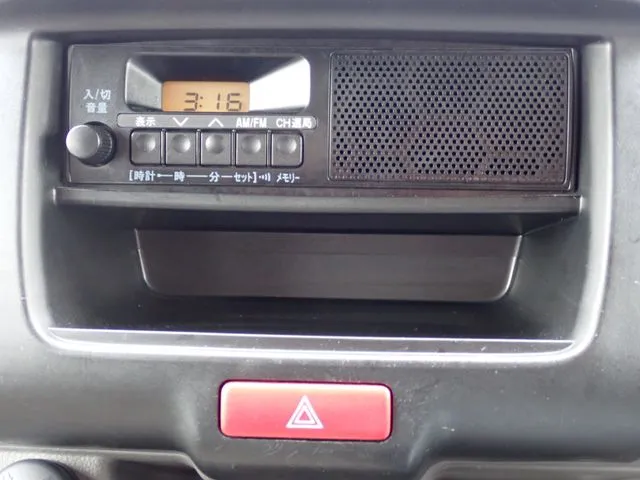 エブリイバン（スズキ）の車両写真