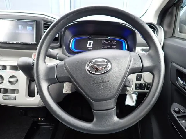 ダイハツ　ミラ　イース