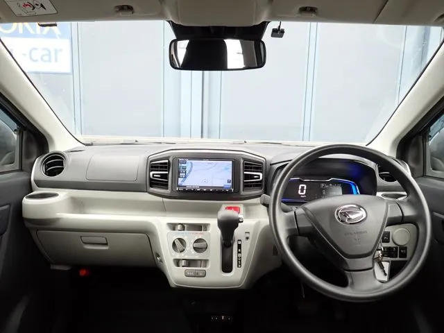 ダイハツ　ミラ　イース