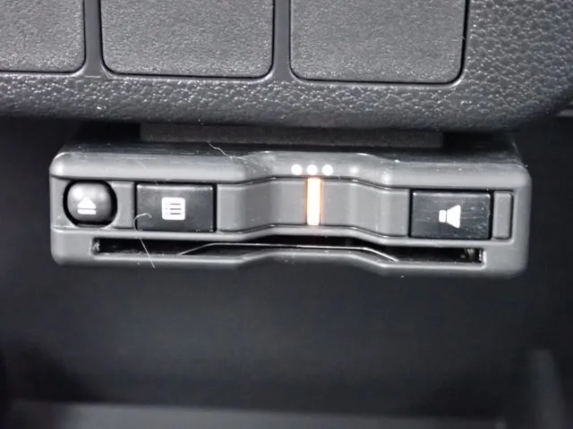 ダイハツ　ミラ　イース