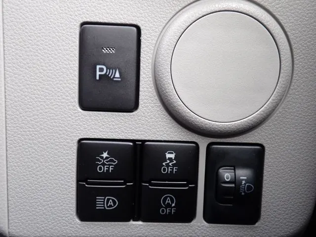 ダイハツ　ミラ　イース