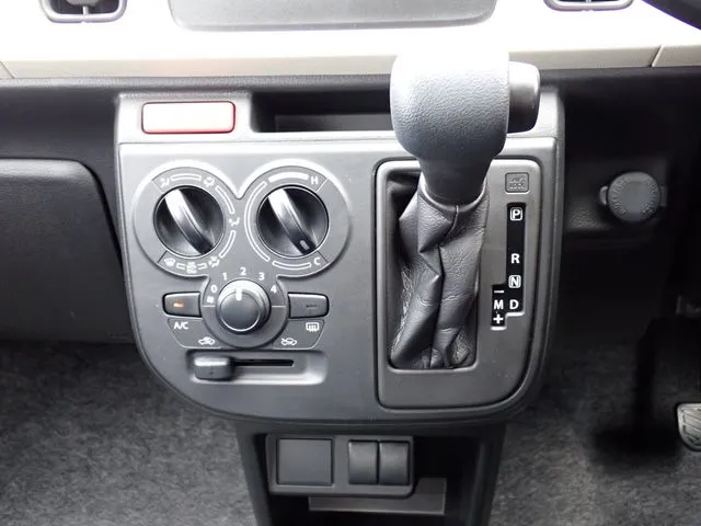 アルト（スズキ）の車両写真