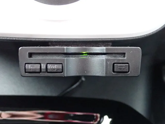 プリウス（トヨタ）の車両写真