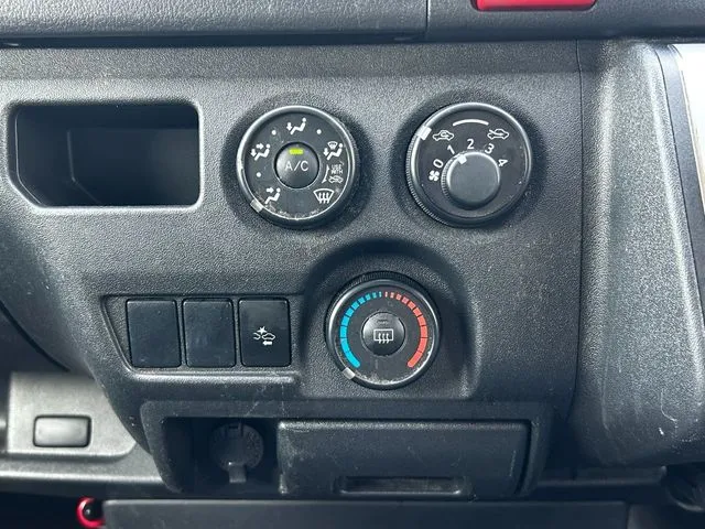 ハイエースバン　１．１５ｔ　２ＷＤ（トヨタ）の車両写真