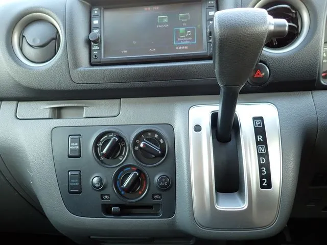 ＮＶ３５０キャラバン（ニッサン）の車両写真