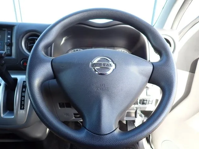 ＮＶ３５０キャラバン（ニッサン）の車両写真