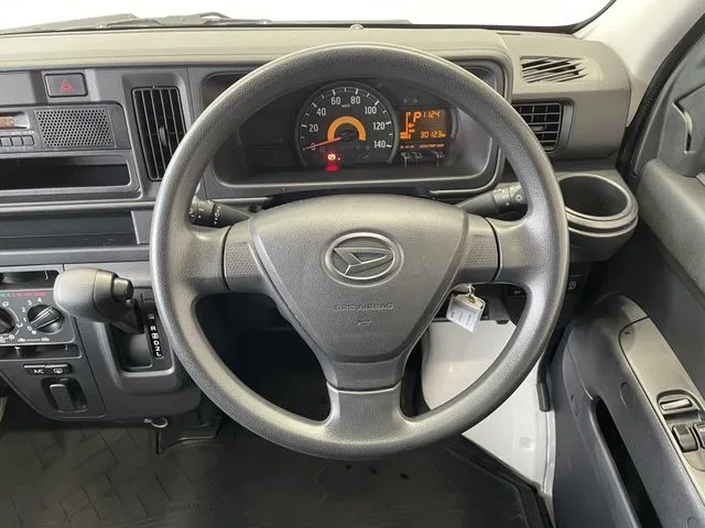 ハイゼットカーゴ（ダイハツ）の車両写真