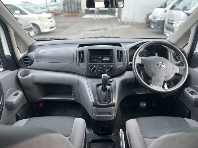 ＮＶ２００バネットバン（ニッサン）の車両写真