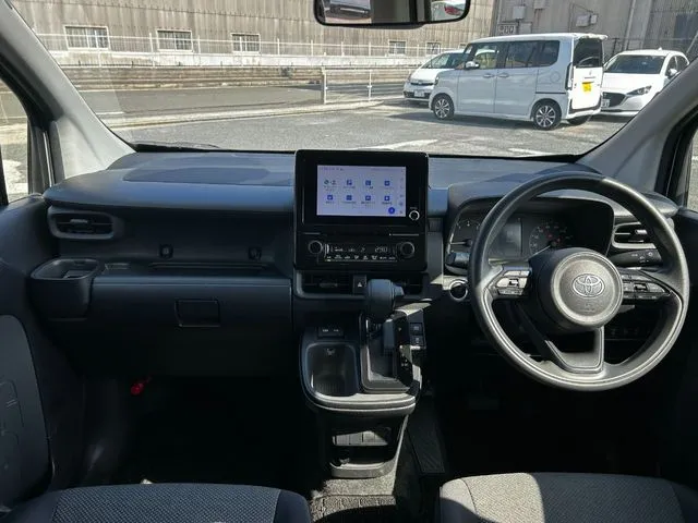 シエンタ（トヨタ）の車両写真