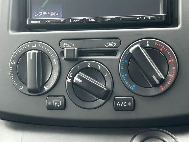 ＮＶ２００バネットバン（ニッサン）の車両写真