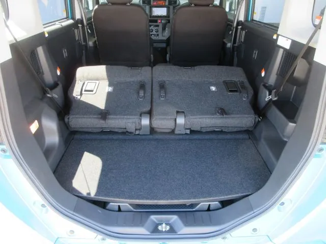 トール　４ＷＤ（ダイハツ）の車両写真