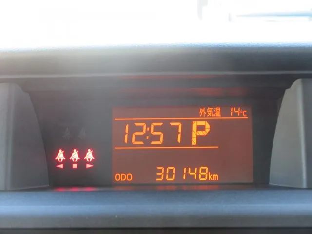 トール　４ＷＤ（ダイハツ）の車両写真