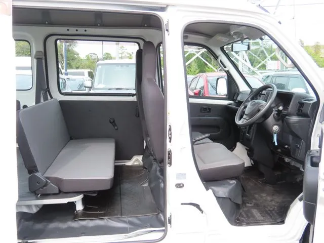 ハイゼットカーゴ（ダイハツ）の車両写真