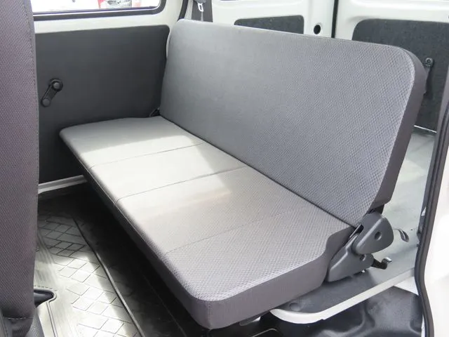 ハイゼットカーゴ（ダイハツ）の車両写真