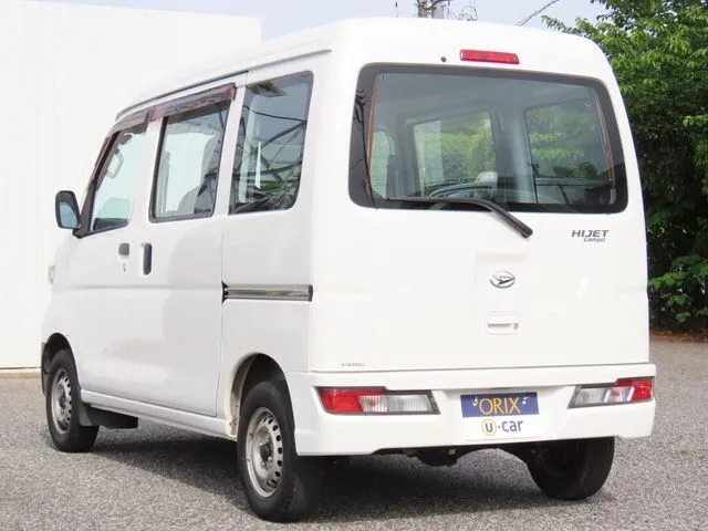 ハイゼットカーゴ（ダイハツ）の車両写真