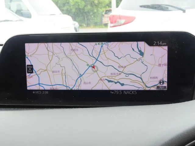 ＭＡＺＤＡ３　セダン（マツダ）の車両写真